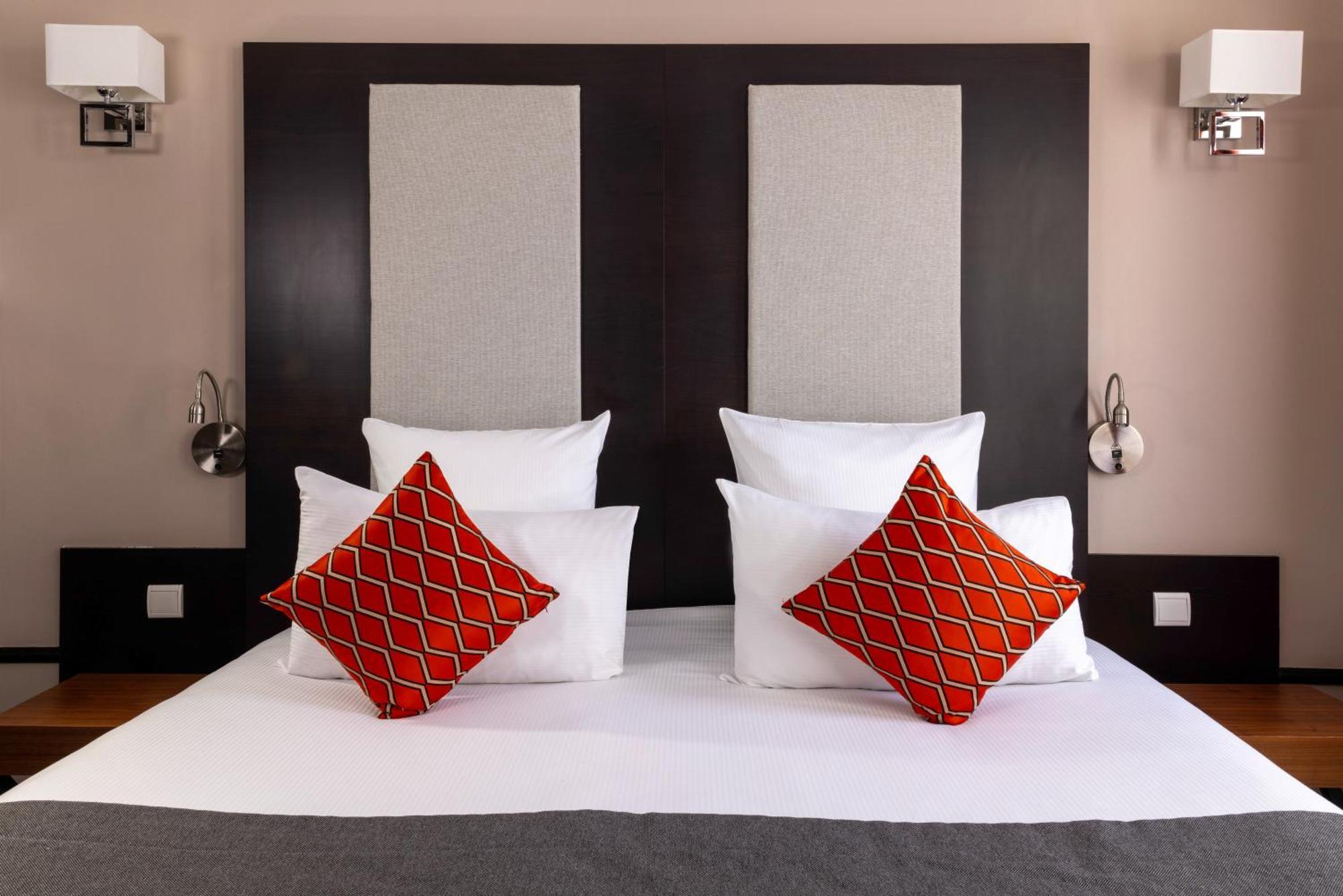 Hotel Elysees Bassano Parijs Buitenkant foto