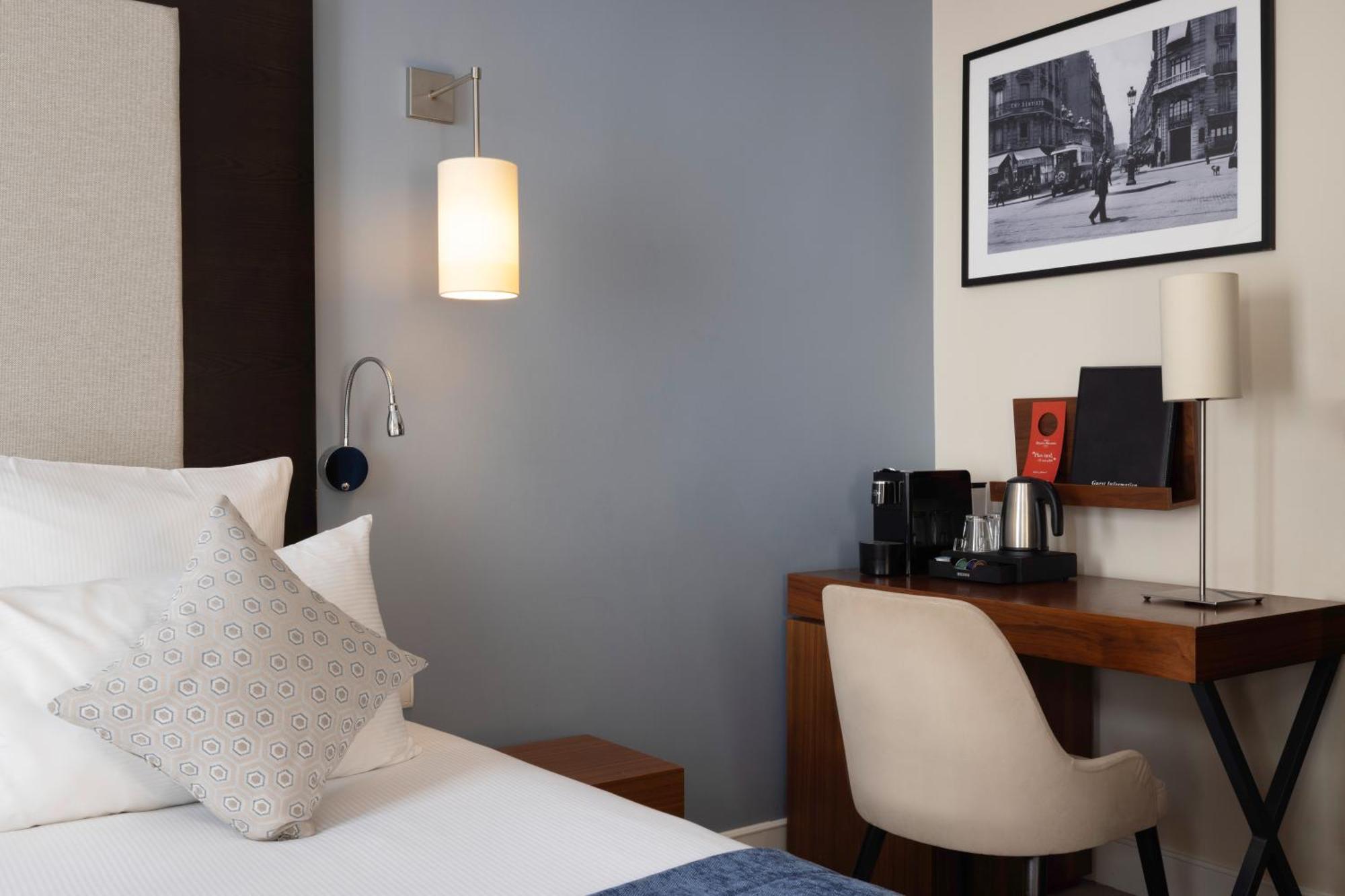 Hotel Elysees Bassano Parijs Buitenkant foto