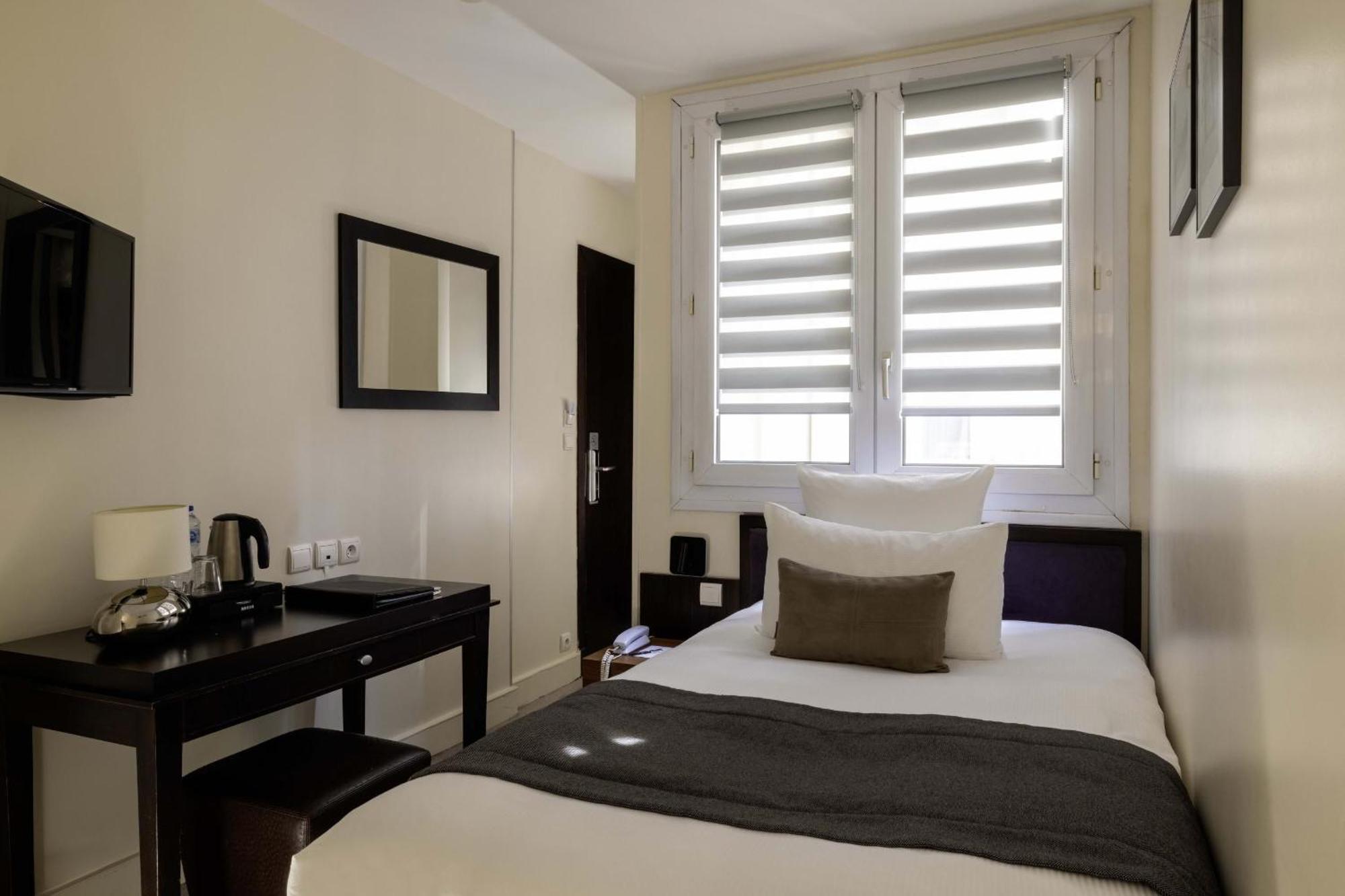 Hotel Elysees Bassano Parijs Buitenkant foto
